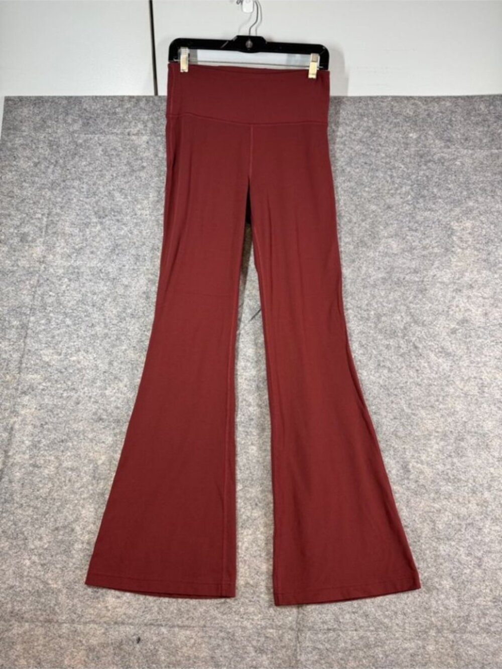 Lululemon Groove Super High Rise Flared Leg Pants Burgundy Size 8 Yoga Pants Gym - Picture 3 of 14